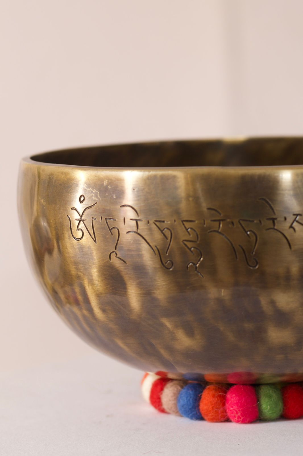 Tiger Style Tibetan Tara Singing Bowl -  [7.8", G3# 205Hz]