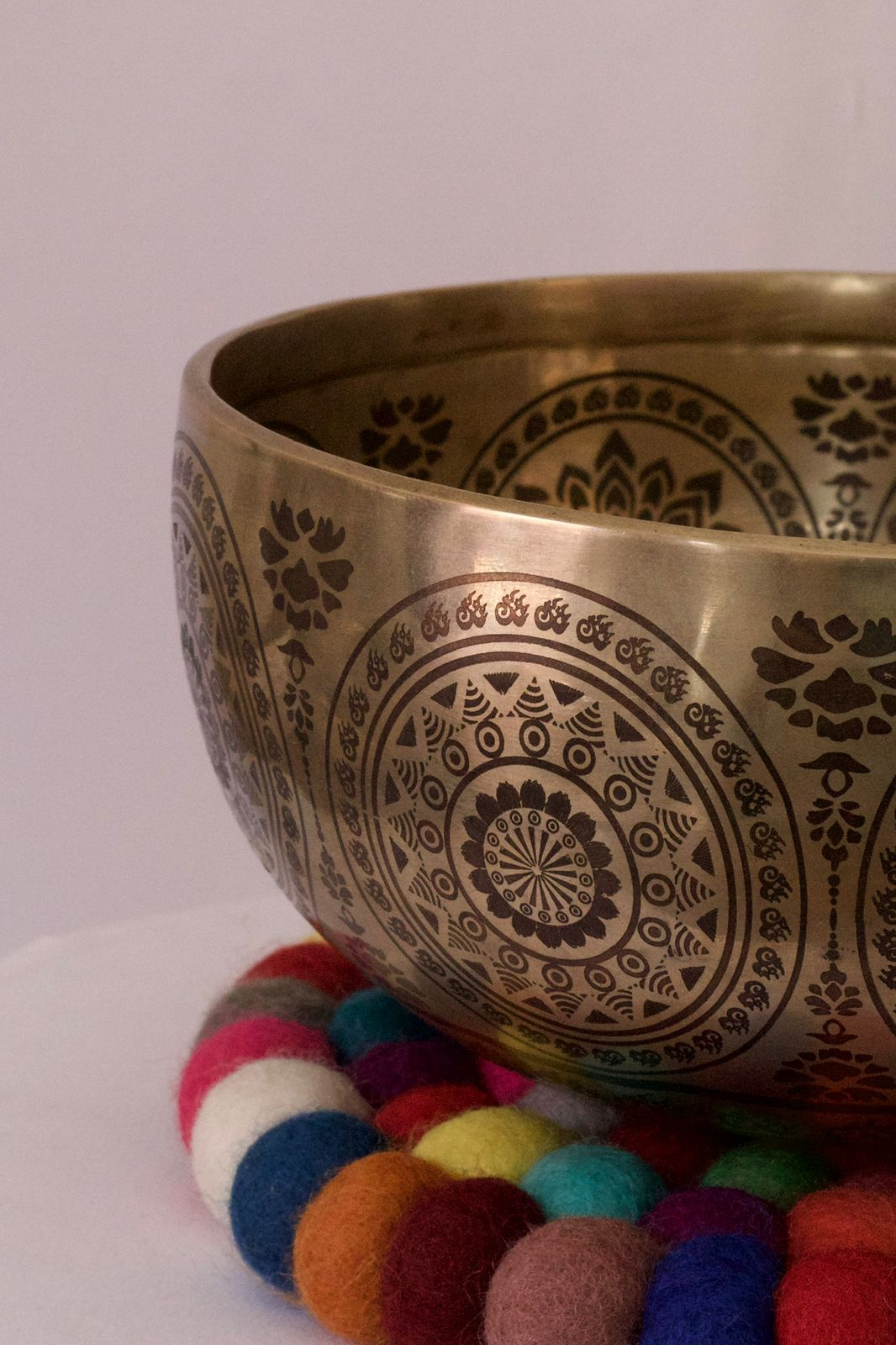 Tara Tibetan Singing bowl (Lasered Design) - [7.8" , F3 179Hz]